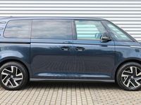 Gebraucht VW ID. Buzz Pro 150 kW (204 PS) 2023 Starlight blue metallic Van / Kleinbus