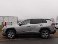 Gebraucht Toyota RAV4 Hybrid 218 PS (160 kW) 2022 Silver metallic SUV
