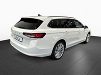 Używany Skoda Superb Selection 204 KM (150 kW) 2026 Biały Kombi