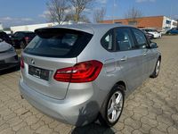 Gebraucht BMW 216 Active Tourer 116 PS (85 kW) 2018 Silber Van / Kleinbus