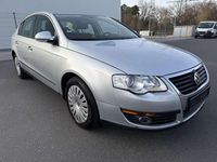Gebraucht VW Passat Trendline 116 PS (85 kW) 2006 Reflex silver metallic Limousine