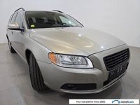 Gebraucht Volvo V70 136 PS (100 kW) 2013 Gold Kombi