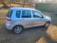 Second-hand Mazda 2 80 CP (58 kW) 2004 Argintiu Hatchback