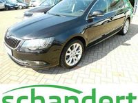 Gebraucht Skoda Superb Exclusive 140 PS (102 kW) 2014 Schwarz metallic Kombi