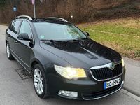 Gebraucht Skoda Superb 170 PS (125 kW) 2012 Schwarz Kombi