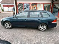 Gebraucht VW Golf VI 105 PS (77 kW) 2009 Blau Kleinwagen