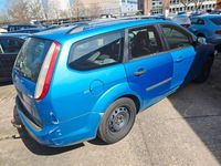 Second-hand Ford Focus 109 CP (80 kW) 2011 Albastru Berlinǎ