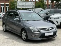 Gebraucht Hyundai i30 90 PS (66 kW) 2012 Grau Kombi