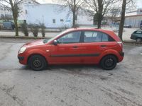 Gebraucht Kia Rio Basis 97 PS (71 kW) 2009 Rot Limousine
