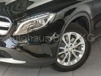 gebraucht Mercedes GLA250 4M Style Navi Klima Distronic BiX ILS