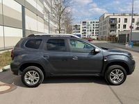 Gebraucht Dacia Duster Prestige 116 PS (85 kW) 2019 Grau SUV
