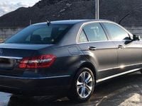Second-hand Mercedes E200 184 CP (135 kW) 2010 Gri Berlinǎ