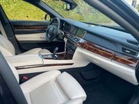 gebraucht BMW 750L i Facelift mit absoluter Vollausstattung