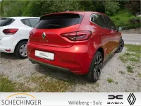 Gebraucht Renault Clio V Techno 140 PS (102 kW) 2023 Rot / dezirrot (metallic) Kleinwagen