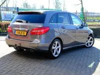 Gebraucht Mercedes B180 Ambition 109 PS (80 kW) 2013 Grau Kleinwagen