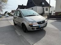 Gebraucht Fiat Idea 95 PS (69 kW) 2004 Silber Van / Kleinbus