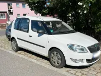 Gebraucht Skoda Roomster 90 PS (66 kW) 2012 Weiß Van / Kleinbus