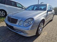 Gebraucht Mercedes E220 Avantgarde 150 PS (110 kW) 2003 Brillantsilber  metalliclack Limousine