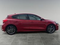 Gebraucht Ford Focus ST-Line 150 PS (110 kW) 2020 Rot Limousine