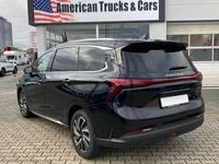Neu Forthing Yacht/4 U-Tour 177 PS (130 kW) 2026 Schwarz Van / Kleinbus