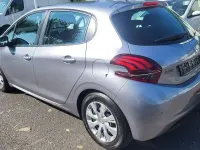 Gebraucht Peugeot 208 Active 82 PS (60 kW) 2019 Artense grau met Kleinwagen