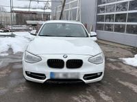 Gebraucht BMW 118 Sport Line 170 PS (125 kW) 2011 Weiß Kleinwagen