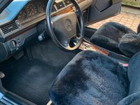 Gebraucht Mercedes E230 132 PS (97 kW) 1991 Grau Limousine