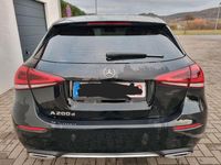 Gebraucht Mercedes A200 150 PS (110 kW) 2019 Schwarz Limousine