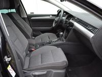 Gebraucht VW Passat Business 150 PS (110 kW) 2022 Schwarz Kombi