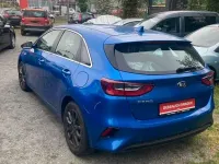 Usado Kia Ceed Spirit 140 CV (102 kW) 2021 Azul Utilitario