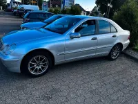 Gebraucht Mercedes C180 143 PS (105 kW) 2003 Silber Limousine