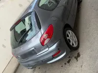 Gebraucht Peugeot 206+ 60 PS (44 kW) 2009 Grau Kleinwagen