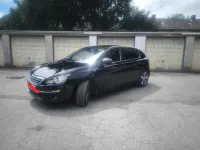 Gebraucht Peugeot 308 Access 131 PS (96 kW) 2015 Schwarz Limousine
