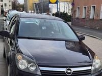 Second-hand Opel Astra 90 CP (66 kW) 2005 Negru Hatchback