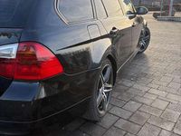 Gebraucht BMW 320 163 PS (119 kW) 2009 Limousine