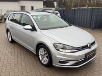 Gebraucht VW Golf VII Comfortline 131 PS (96 kW) 2020 Silber Kombi