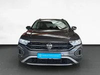 Second-hand VW T-Roc Life 110 CP (80 kW) 2022 Gri SUV