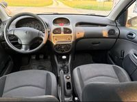 Gebraucht Peugeot 206 74 PS (54 kW) 2008 Silber Kleinwagen