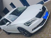 Usado Skoda Superb 190 HP (139 kW) 2016 Branco Sedan