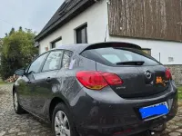 Gebraucht Opel Astra Edition 87 PS (63 kW) 2010 Limousine