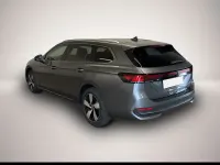 Gebraucht VW Passat Business 150 PS (110 kW) 2025 Grau Kombi