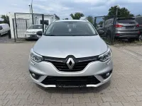 Gebraucht Renault Mégane LIMITED 140 PS (102 kW) 2020 Grau Limousine
