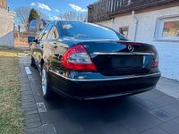 Usata Mercedes E200 190 CV (139 kW) 2007 Nero Berlina