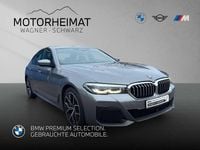 Gebraucht BMW 545e M Sport 394 PS (289 kW) 2022 Skyscraper grau metallic Limousine
