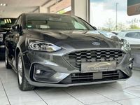 gebraucht Ford Focus 1.5 TDCi ST-Line X Navi/R-Cam/LED/AHK/SHZ