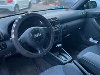 Gebraucht Audi A3 125 PS (91 kW) 1999 Blau Kleinwagen