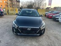 Gebraucht Hyundai i30 99 PS (72 kW) 2018 Schwarz Limousine