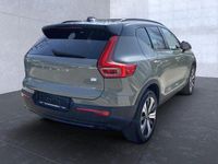 Gebraucht Volvo XC40 Core 185 kW (252 PS) 2023 Sage green / (metallic) SUV