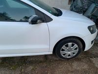 Gebraucht VW Polo 69 PS (50 kW) 2012 Weiß Kleinwagen