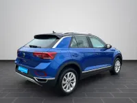 Gebraucht VW T-Roc Style 150 PS (110 kW) 2025 Ravennablau metallic (metallic) SUV